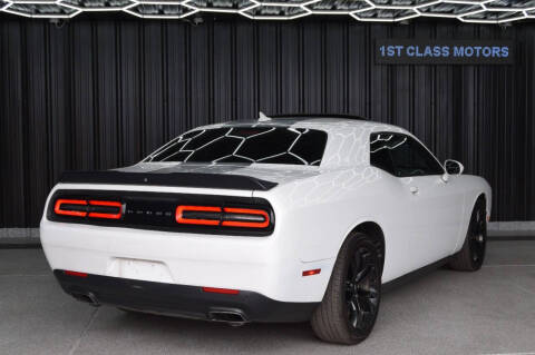 2018 Dodge Challenger SXT Plus