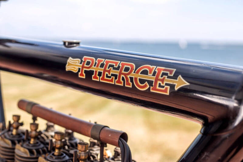 1909 Pierce Four