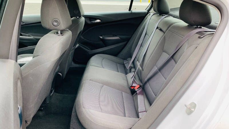 2017 Chevrolet Cruze LT Auto