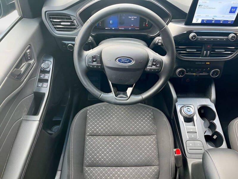 2024 Ford Escape Active