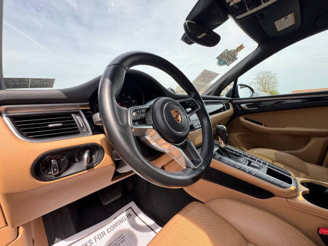 2018 Porsche Macan