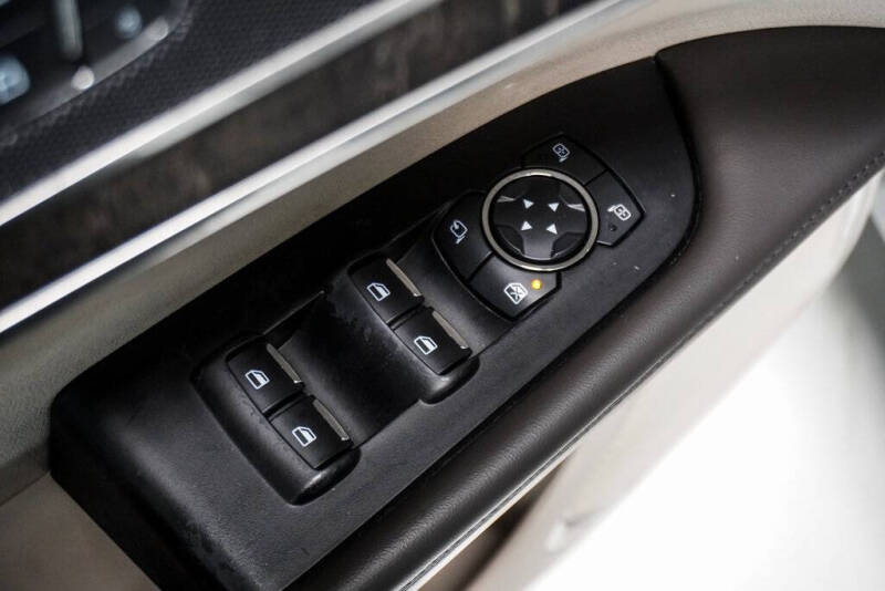 2019 Lincoln Nautilus Select