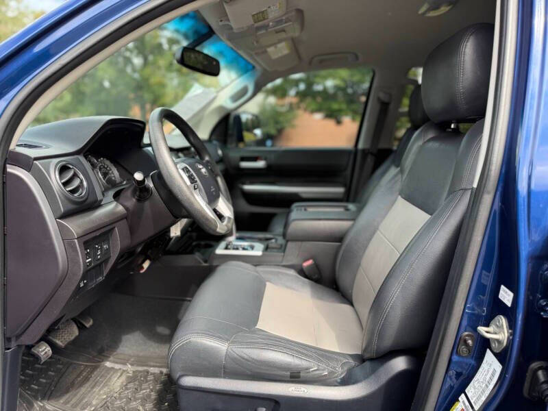 2015 Toyota Tundra SR