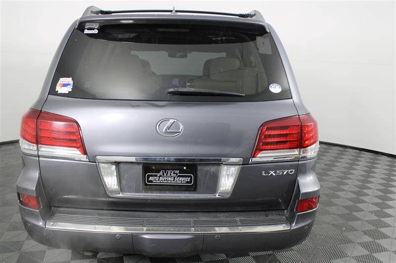 2013 Lexus LX 570