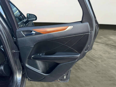 2017 Lincoln MKC Reserve