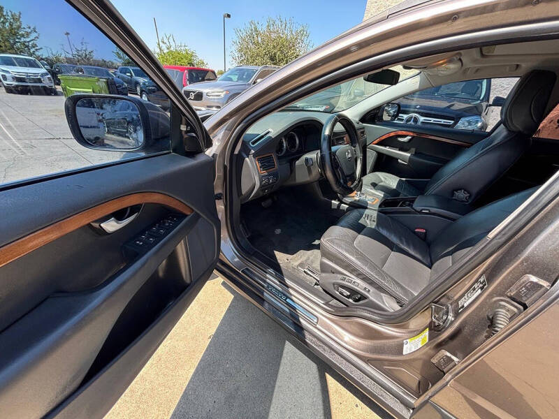2010 Volvo XC70 3.2