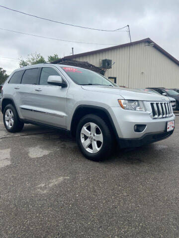 2013 Jeep Grand Cherokee for sale at El Rancho Auto Sales in Des Moines IA