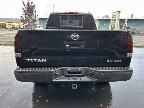 2014 Nissan Titan SV