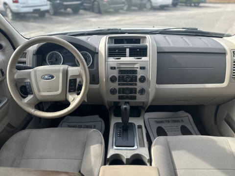 2011 Ford Escape XLT