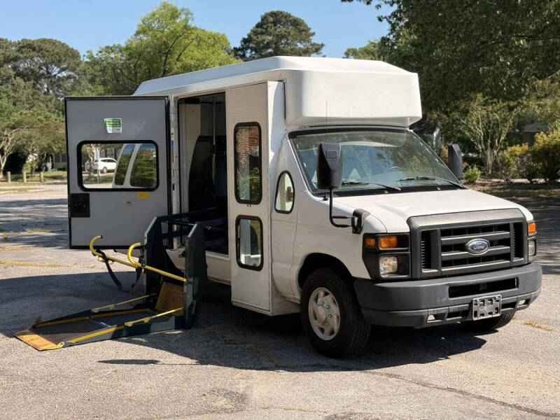2008 Ford E-Series E-350 SD