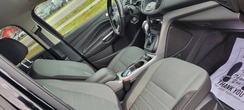 2016 Ford Escape SE