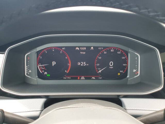 2025 Volkswagen Jetta SEL