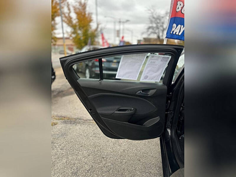 2017 Chevrolet Cruze LT Auto