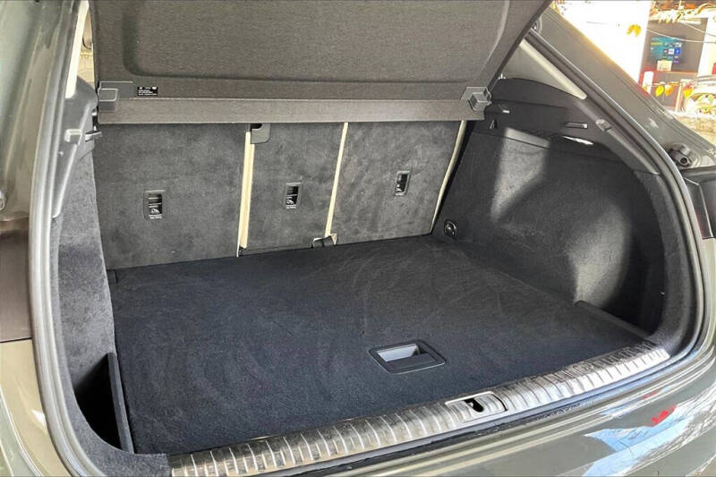 2020 Audi Q3 quattro S line Prem Plus 45 TFSI