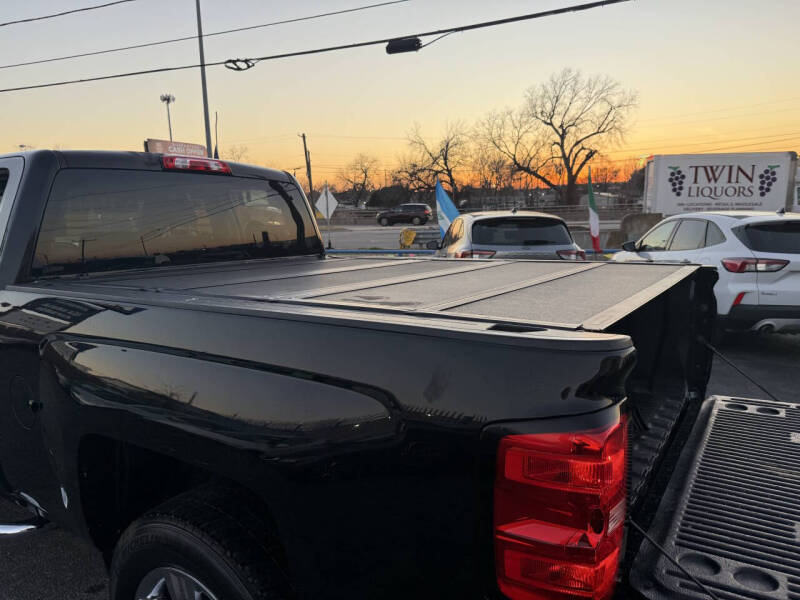 2017 Chevrolet Silverado 1500 Custom