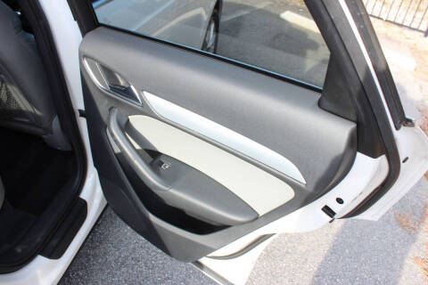 2016 Audi Q3 2.0T Premium Plus