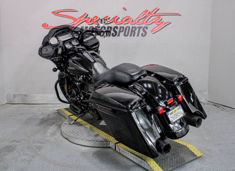 2018 Harley-Davidson Road Glide Special