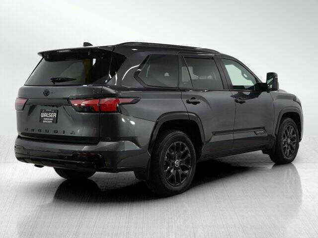 2024 Toyota Sequoia Platinum