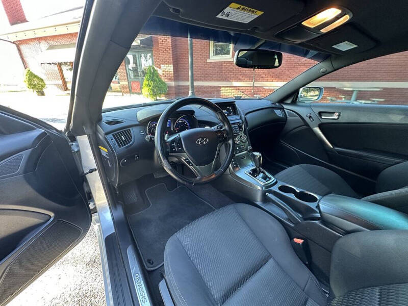 2016 Hyundai Genesis Coupe