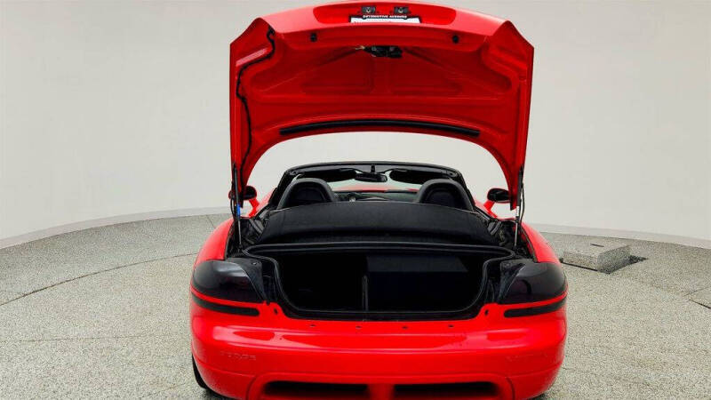 2004 Dodge Viper SRT-10