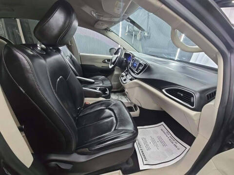 2020 Chrysler Voyager LXi