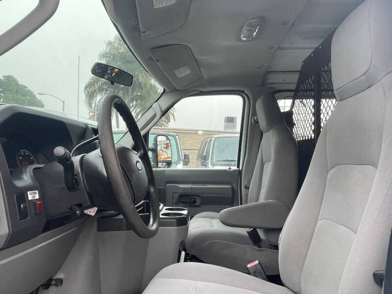 2010 Ford E-Series E-250