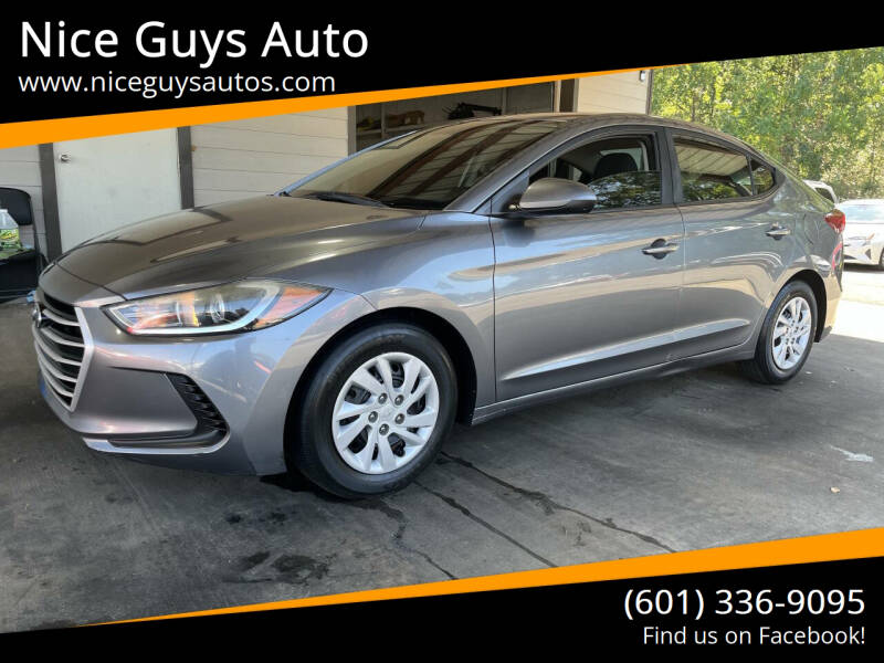 2018 Hyundai Elantra SE's photo