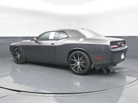 2017 Dodge Challenger SXT