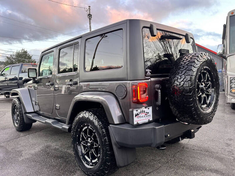 2016 Jeep Wrangler Unlimited Sahara
