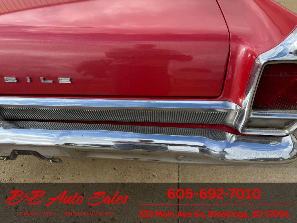 1963 Oldsmobile F-85 68