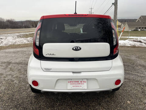 2018 Kia Soul +