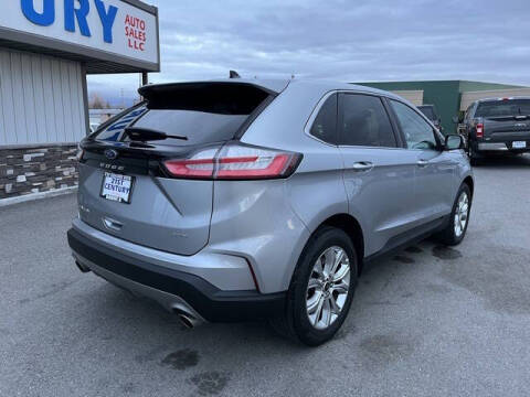 2024 Ford Edge Titanium