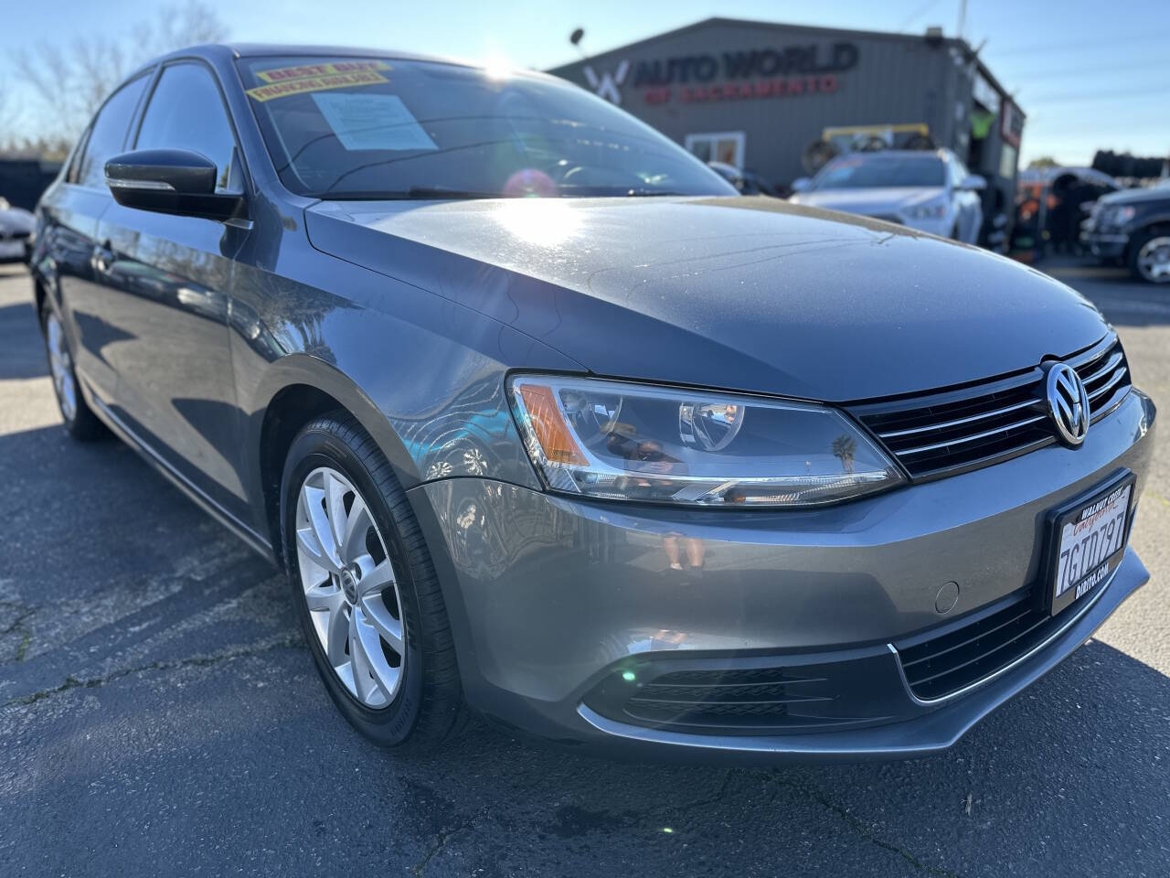 2014 Volkswagen Jetta SE PZEV 4dr Sedan 6A w/Connectivity and Sunroof's photo