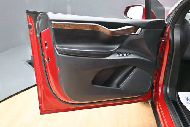 2021 Tesla Model X Long Range Plus