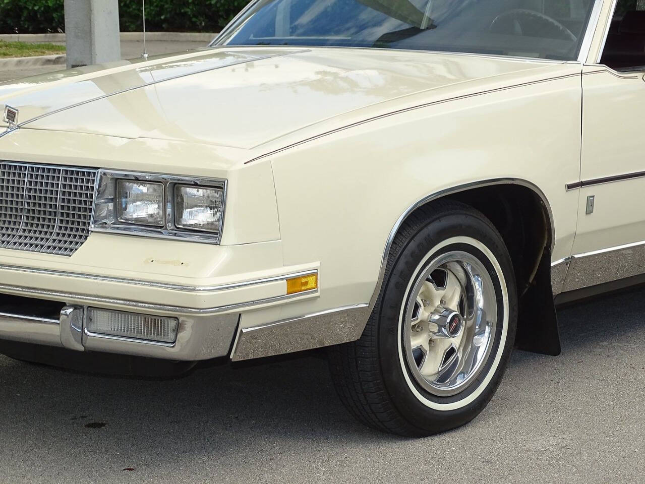 1985 Oldsmobile Cutlass Supreme 56