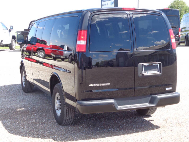2018 Chevrolet Express LS 2500