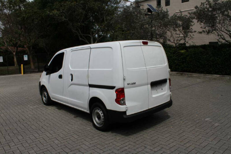 2014 Nissan NV200 S