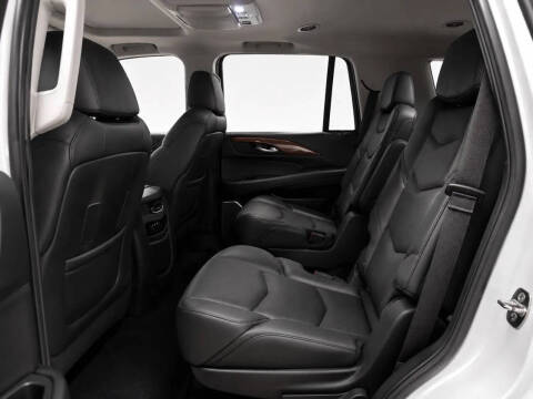 2017 Cadillac Escalade Luxury