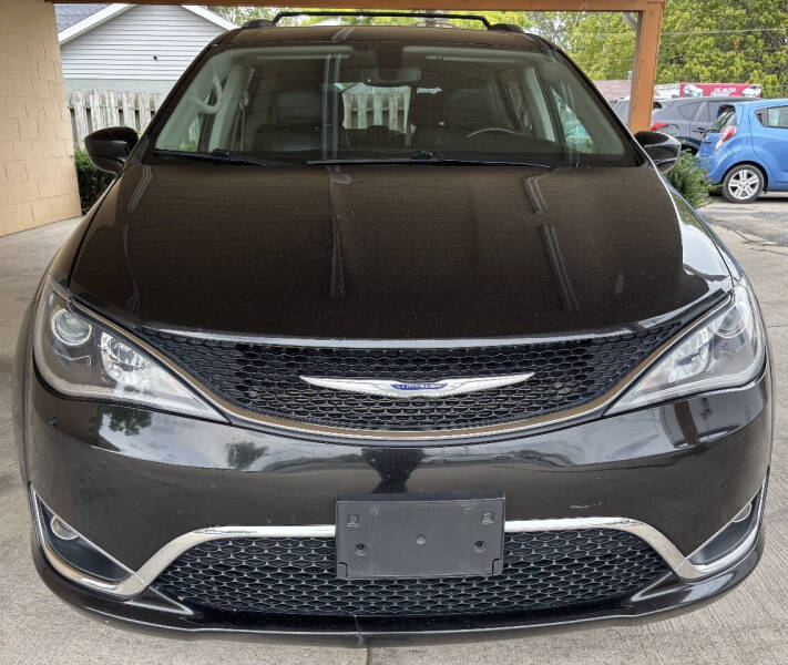 2020 Chrysler Pacifica Touring L