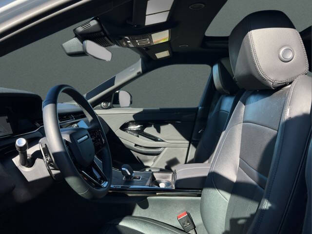 2024 Land Rover Range Rover Evoque P250 S
