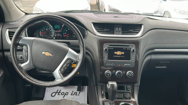 2017 Chevrolet Traverse LT