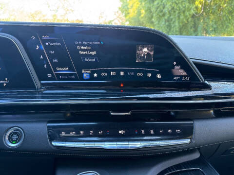 2022 Cadillac Escalade ESV Sport