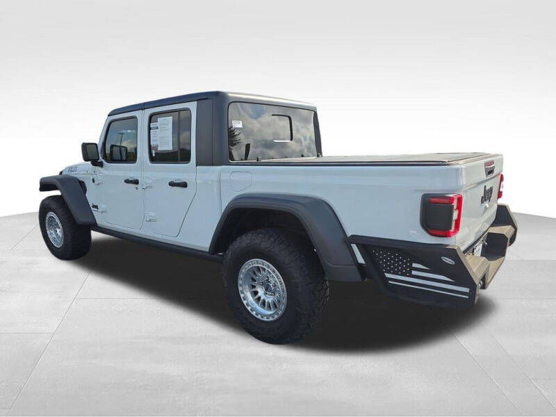 2025 Jeep Gladiator Willys
