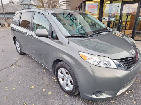 2014 Toyota Sienna for sale at Village Auto Outlet in Milan IL