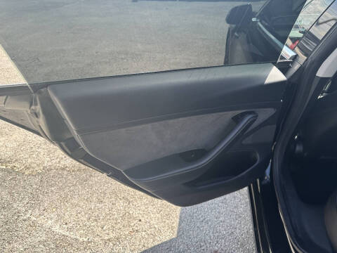 2019 Tesla Model 3 Mid Range