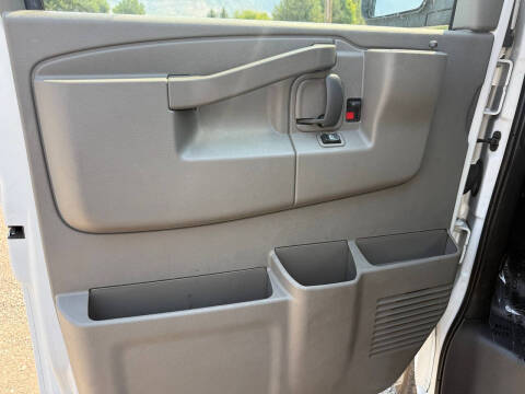 2021 Chevrolet Express 2500