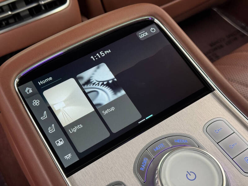 2024 Genesis G90 3.5T e-Supercharger