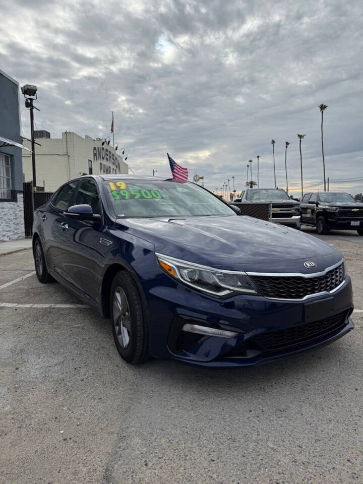 2019 Kia Optima for sale at 1Up Motors in Chowchilla, CA