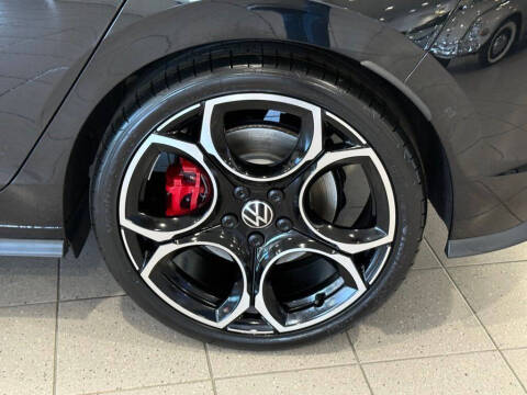 2026 Volkswagen Golf GTI Autobahn
