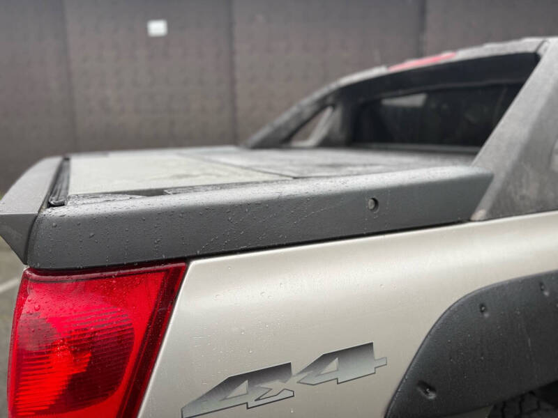 2005 Chevrolet Avalanche 2500 LT